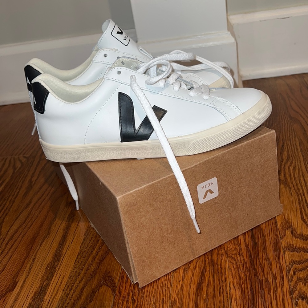 Veja sneakers